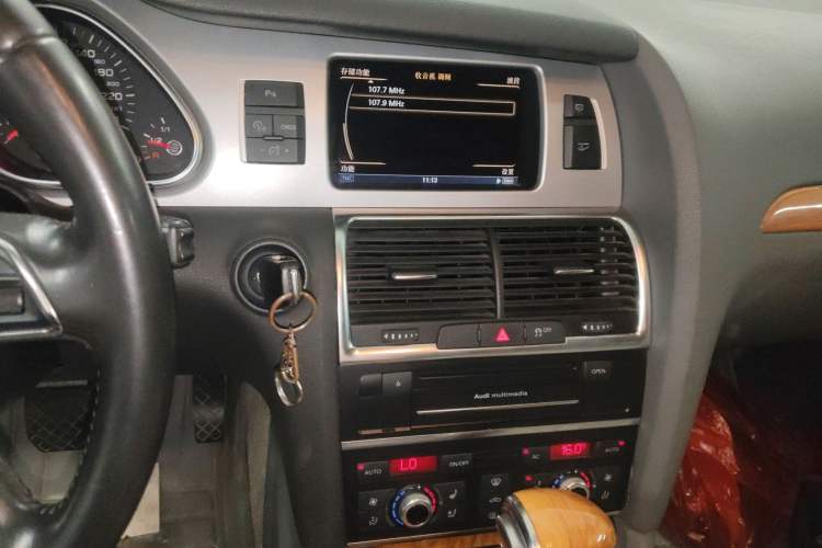 Used Audi Q7 2012 3.0 TFSI Comfort Model (200kW) Audio And AC Panel