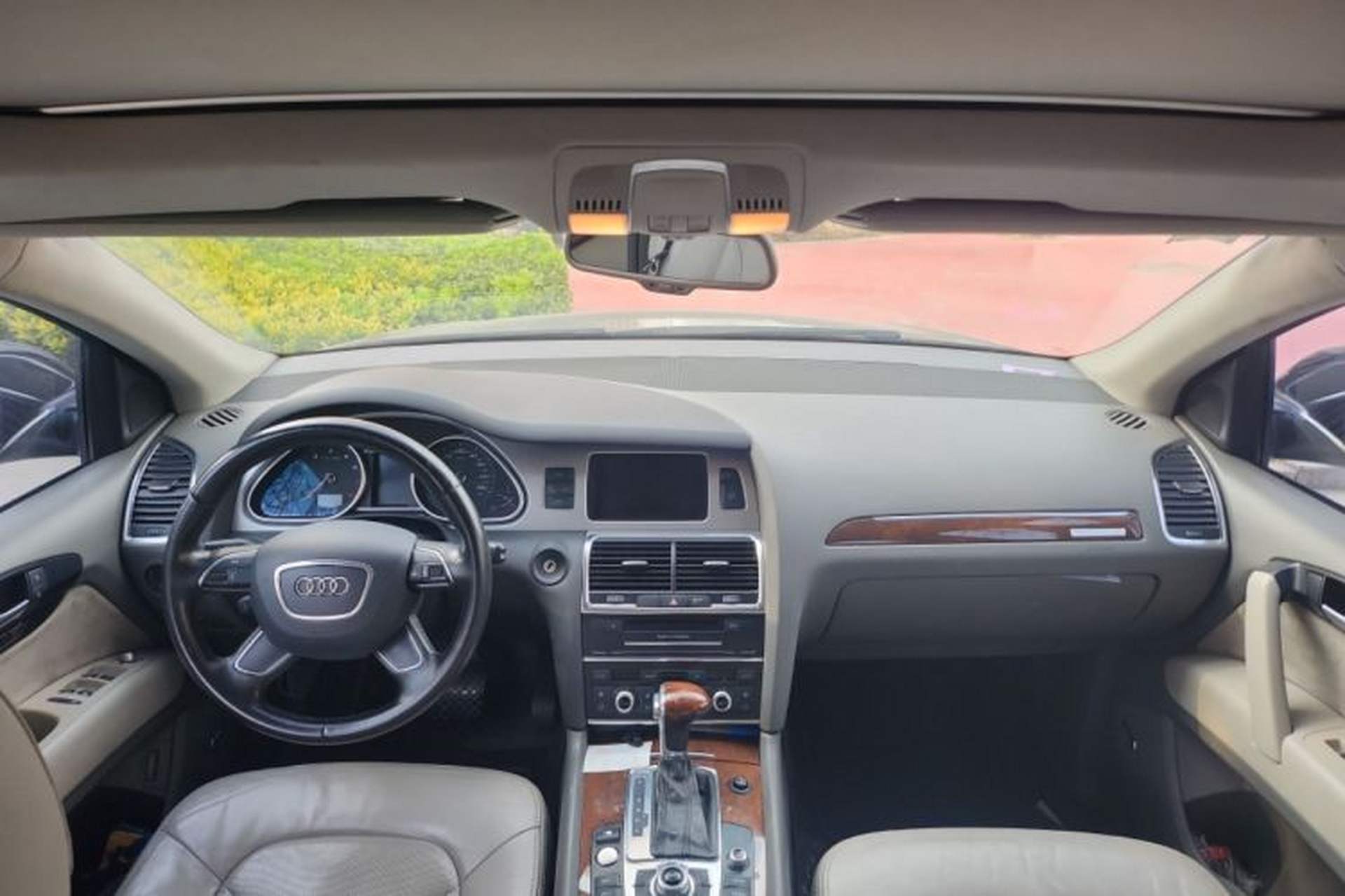 Used Audi Q7 2012 3.0 TFSI Comfort Model (200kW) Center Console