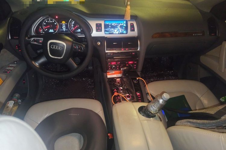 Used Audi Q7 2012 3.0 TFSI Technology Model (200kW) Center Console