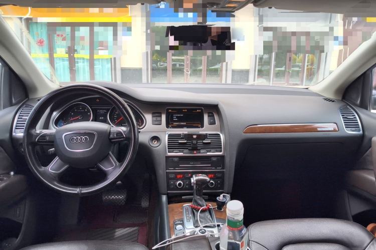 Used Audi Q7 2012 3.0 TFSI Technology Model (200kW) Center Console