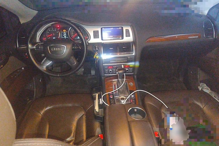 Used Audi Q7 2012 3.0 TFSI Technology Model (200kW) Center Console