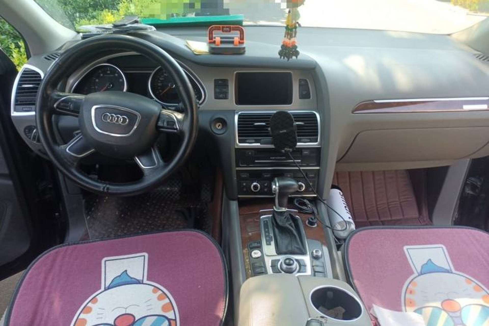 Used Audi Q7 2012 3.0 TFSI Ambition (200kW) Center Console