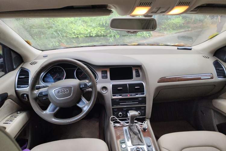 Used Audi Q7 2012 3.0 TFSI Technology Model (200kW) Center Console