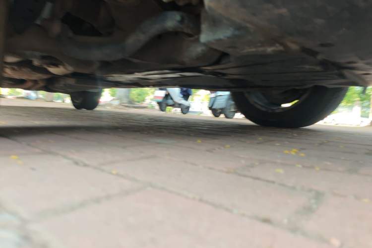Used Audi Q7  Chassis Front Right