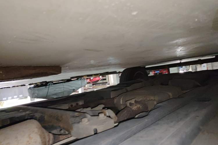 Used Audi Q7  Chassis Front Right