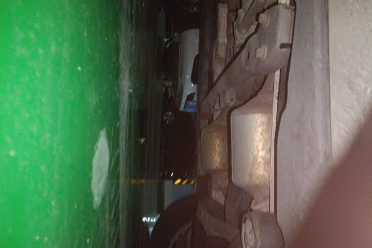 Used Audi Q7  Chassis Front Right