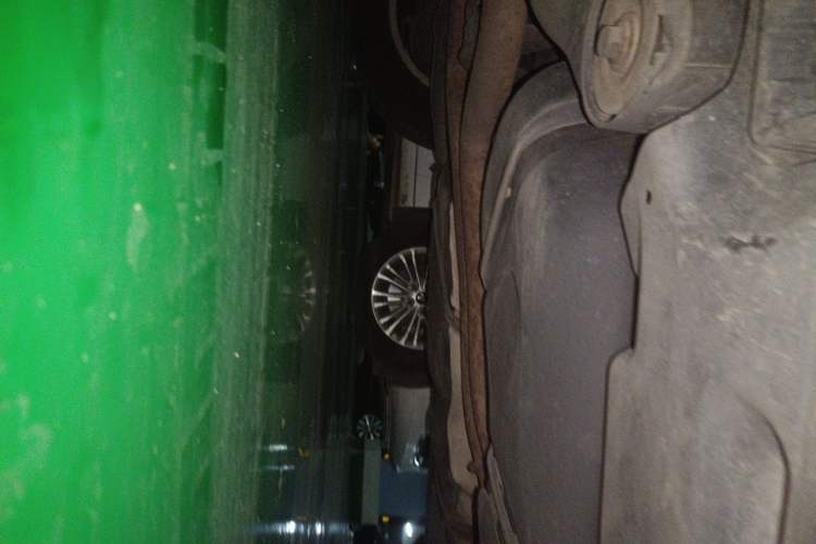 Used Audi Q7  Chassis Rear Right