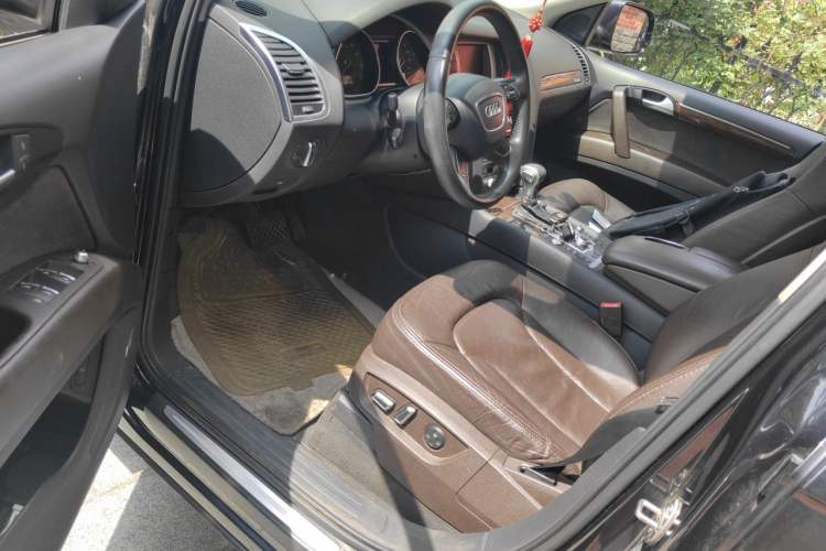 Used Audi Q7 2012 3.0 TFSI Ambition (200kW) Driver Seat