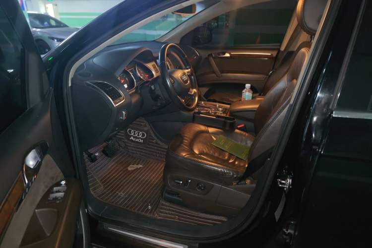 Used Audi Q7 2012 3.0 TFSI Comfort Model (200kW) Driver Seat