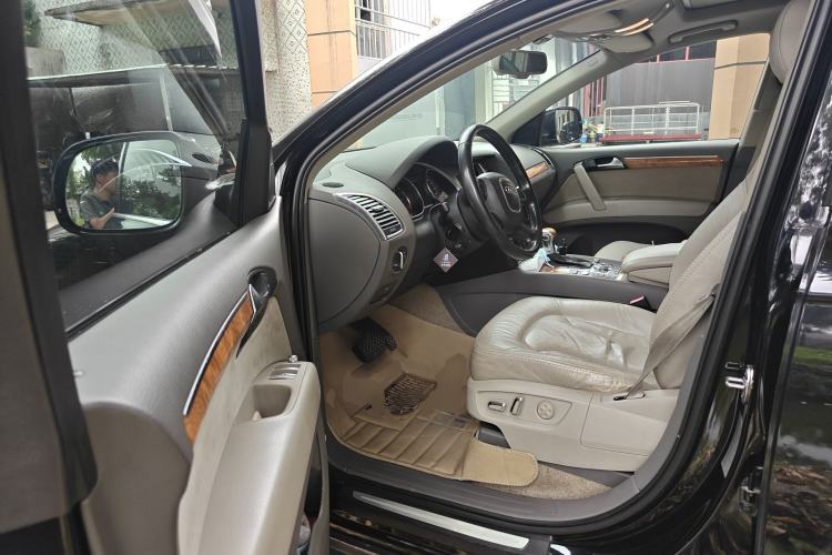 Used Audi Q7 2012 3.0 TFSI Exclusive Version (200kW) Driver Seat