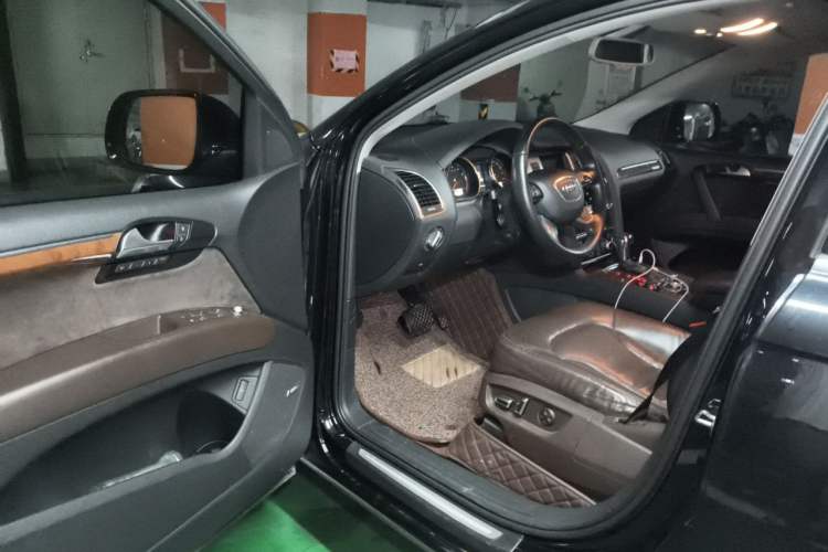 Used Audi Q7 2012 3.0 TFSI Comfort Model (200kW) Driver Seat