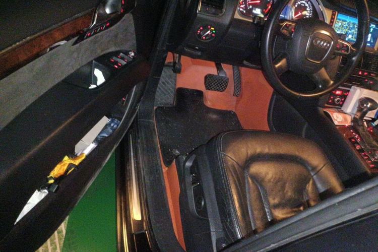 Used Audi Q7  Driver Seat