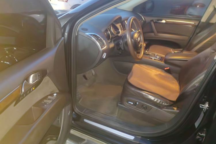 Used Audi Q7 2012 3.0 TFSI Comfort Model (200kW) Driver Seat