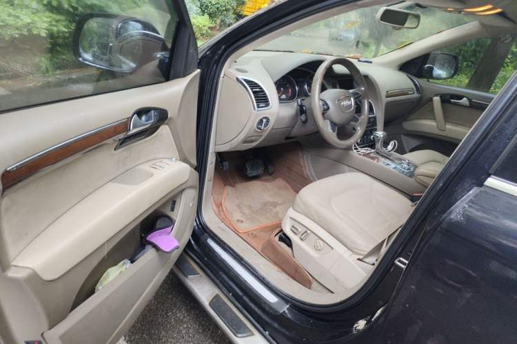 Used Audi Q7 2012 3.0 TFSI Technology Model (200kW) Driver Seat