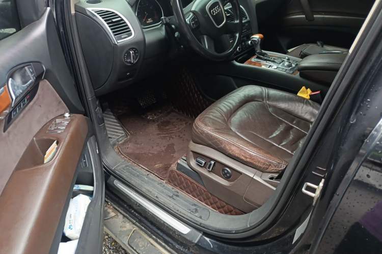 Used Audi Q7 2012 3.0 TFSI Comfort Model (200kW) Driver Seat