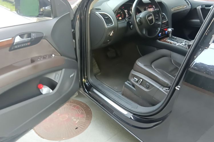 Used Audi Q7 2012 3.0 TFSI Technology Model (200kW) Driver Seat