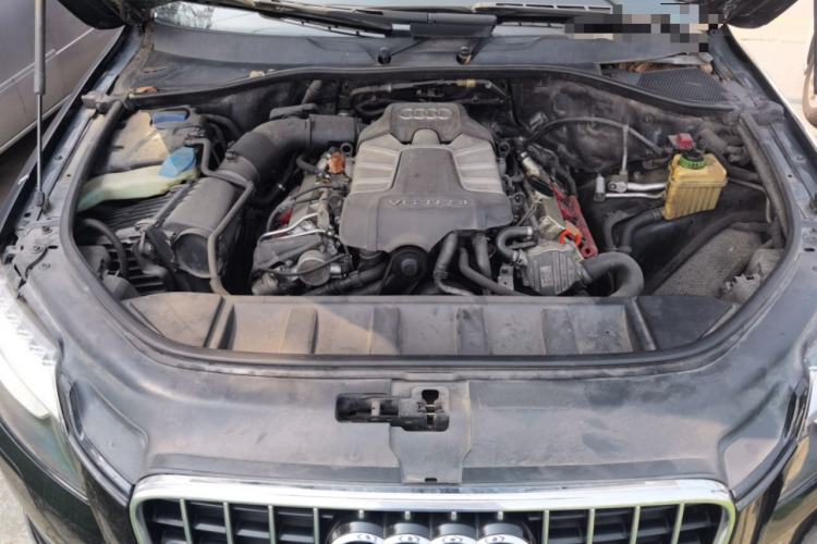 Used Audi Q7 2012 3.0 TFSI Technology Model (200kW) Engine Bay