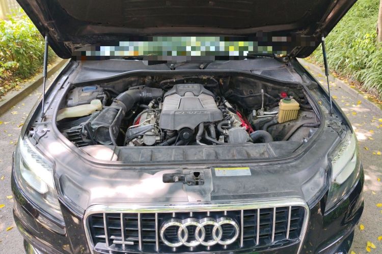 Used Audi Q7 2012 3.0 TFSI Comfort Model (200kW) Engine Bay