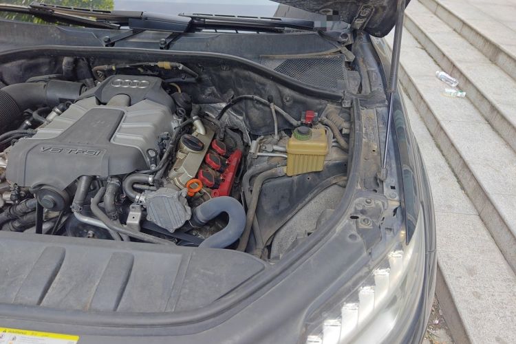 Used Audi Q7 2012 3.0 TFSI Ambition (200kW) Engine Bay Left