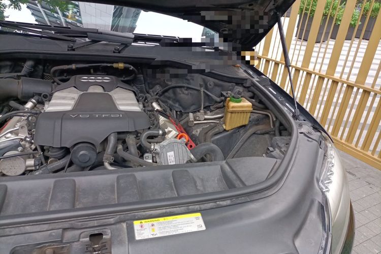 Used Audi Q7 2012 3.0 TFSI Comfort Model (245kW) Engine Bay Left