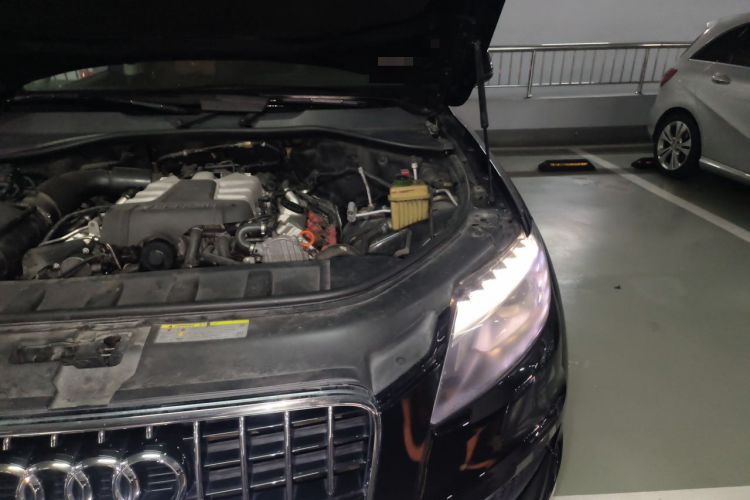 Used Audi Q7 2012 3.0 TFSI Technology Model (200kW) Engine Bay Left