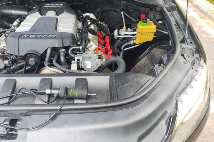 Used Audi Q7 2012 3.0 TFSI Technology Model (200kW) Engine Bay Left