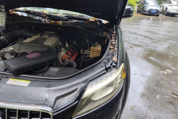 Used Audi Q7 2012 3.0 TFSI Technology Model (200kW) Engine Bay Left