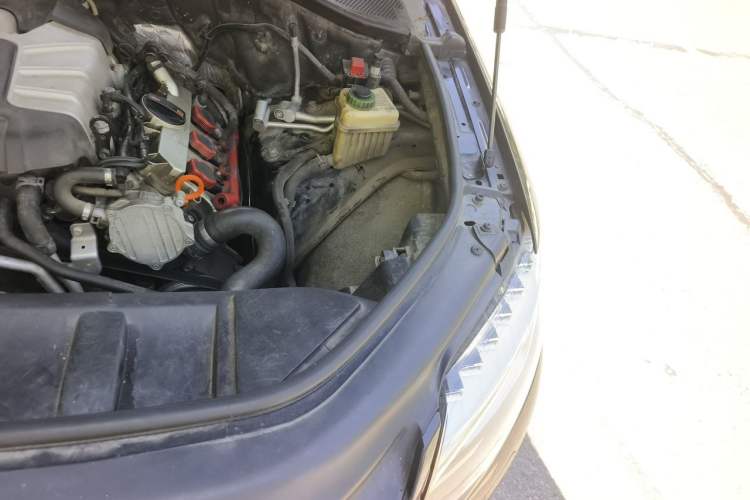 Used Audi Q7 2012 3.0 TFSI Ambition (200kW) Engine Bay Left