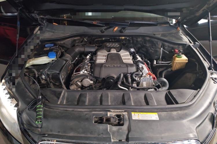 Used Audi Q7 2012 3.0 TFSI Ambition (200kW) Engine Bay