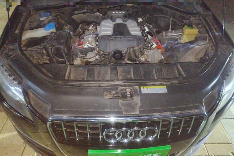 Used Audi Q7 2012 3.0 TFSI Technology Model (200kW) Engine Bay