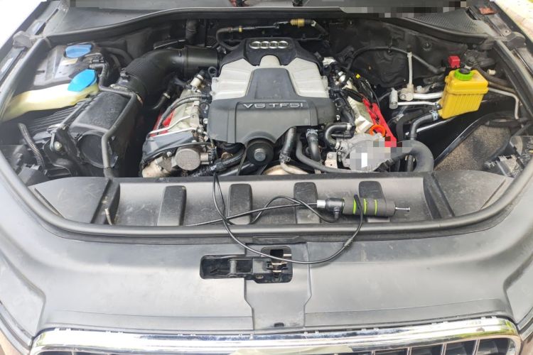 Used Audi Q7 2012 3.0 TFSI Technology Model (200kW) Engine Bay