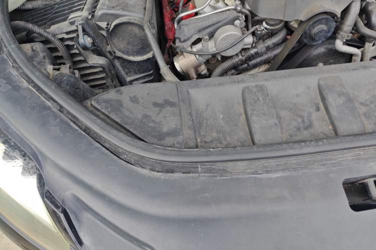 Used Audi Q7 2012 3.0 TFSI Technology Model (200kW) Engine Bay Right