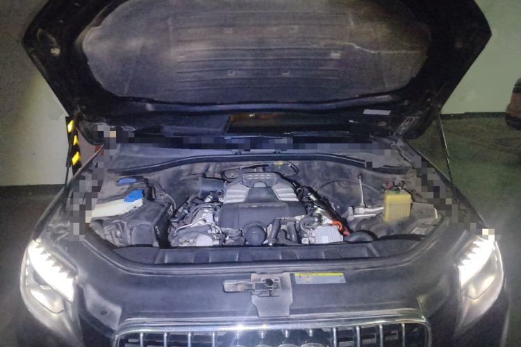 Used Audi Q7 2012 3.0 TFSI Technology Model (200kW) Engine Bay