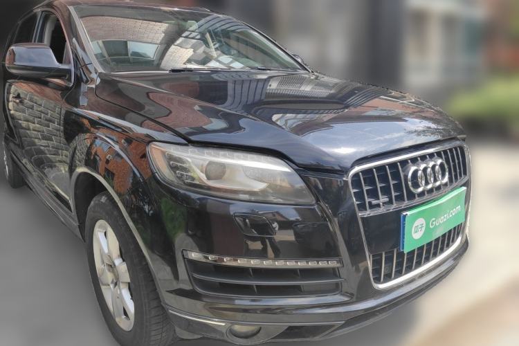 Used Audi Q7 2012 3.0 TFSI Ambition (200kW) Front Right 45 Deg