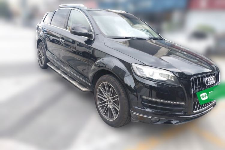 Used Audi Q7 2012 3.0 TDI Leading Model Front Right 45 Deg