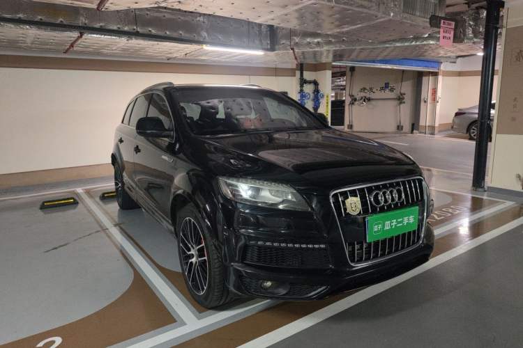 Used Audi Q7 2012 3.0 TFSI Comfort Model (200kW) Front Right 45 Deg