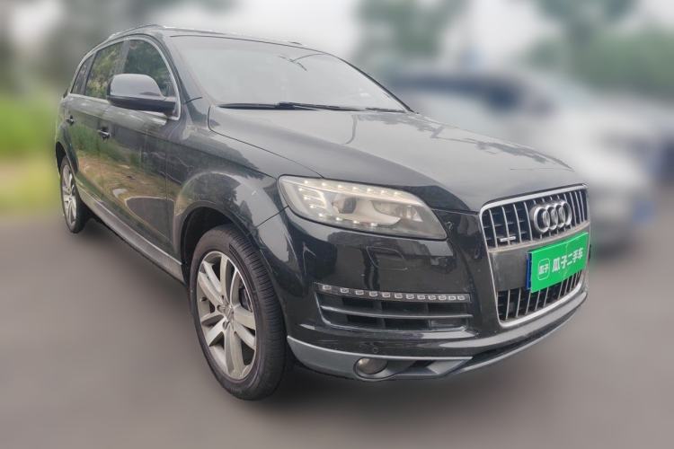 Used Audi Q7 2012 3.0 TFSI Ambition (200kW) Front Right 45 Deg