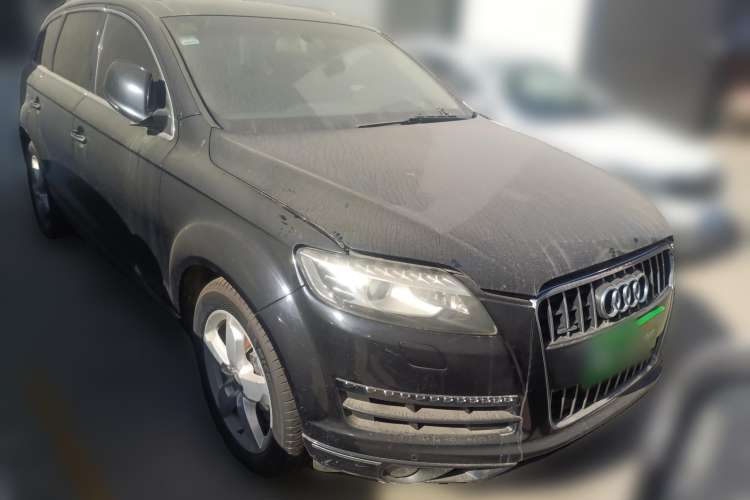 Used Audi Q7 2012 3.0 TDI Leading Model Front Right 45 Deg