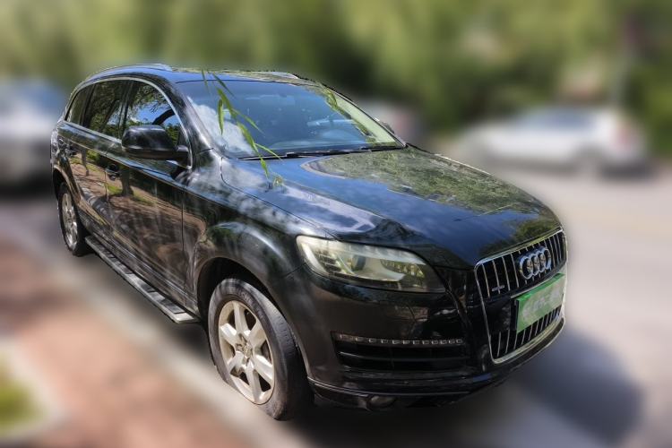 Used Audi Q7 2012 3.0 TFSI Ambition (200kW) Front Right 45 Deg