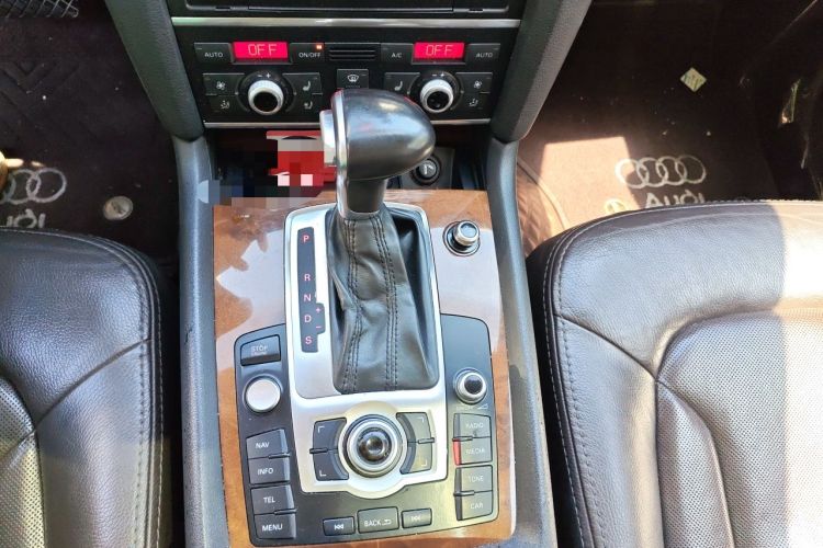 Used Audi Q7 2012 3.0 TFSI Technology Model (200kW) Gear Lever