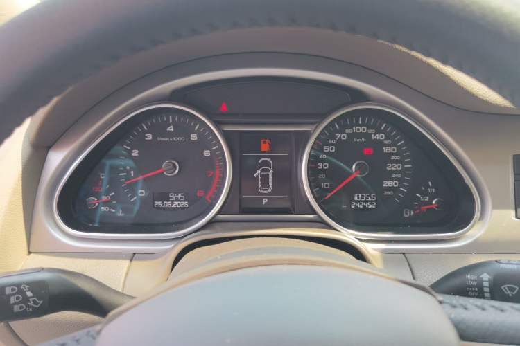 Used Audi Q7 2012 3.0 TFSI Technology Model (200kW) Instrument Cluster