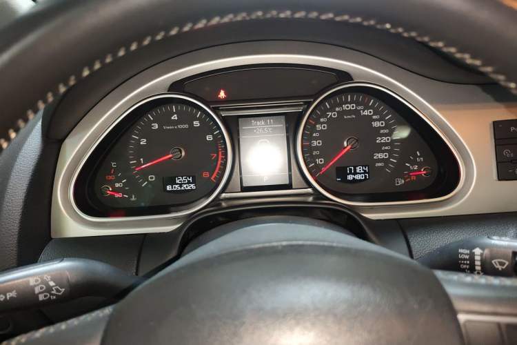 Used Audi Q7 2012 3.0 TFSI Comfort Model (245kW) Instrument Cluster