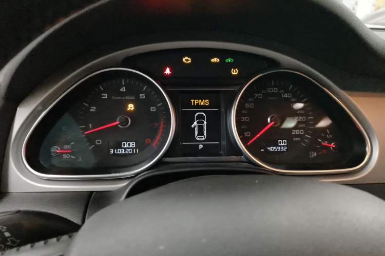 Used Audi Q7 2012 3.0 TFSI Comfort Model (200kW) Instrument Cluster