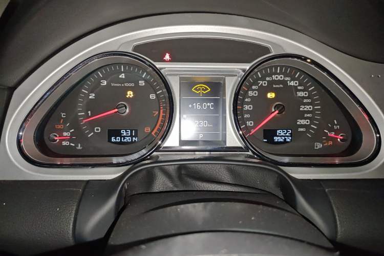 Used Audi Q7  Instrument Cluster