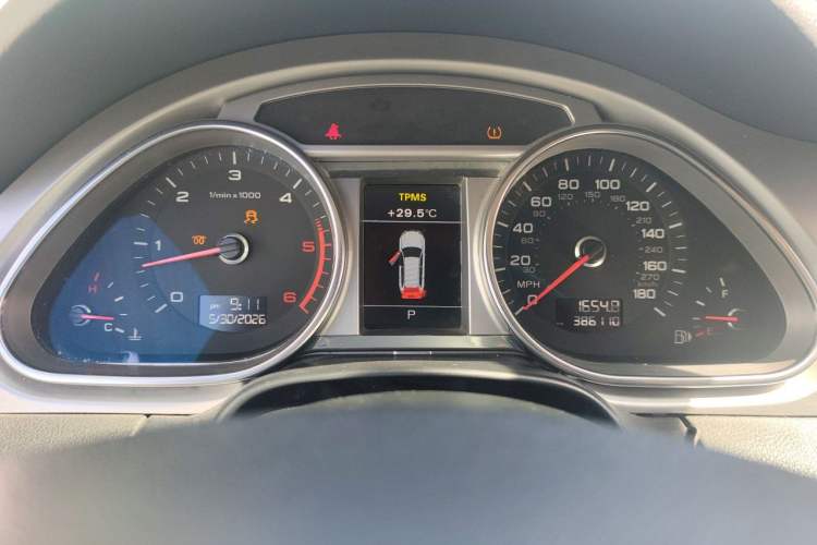 Used Audi Q7 2012 3.0 TDI Leading Model Instrument Cluster