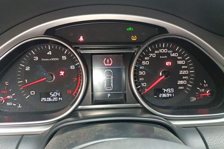 Used Audi Q7 2012 3.0 TFSI Comfort Model (200kW) Instrument Cluster