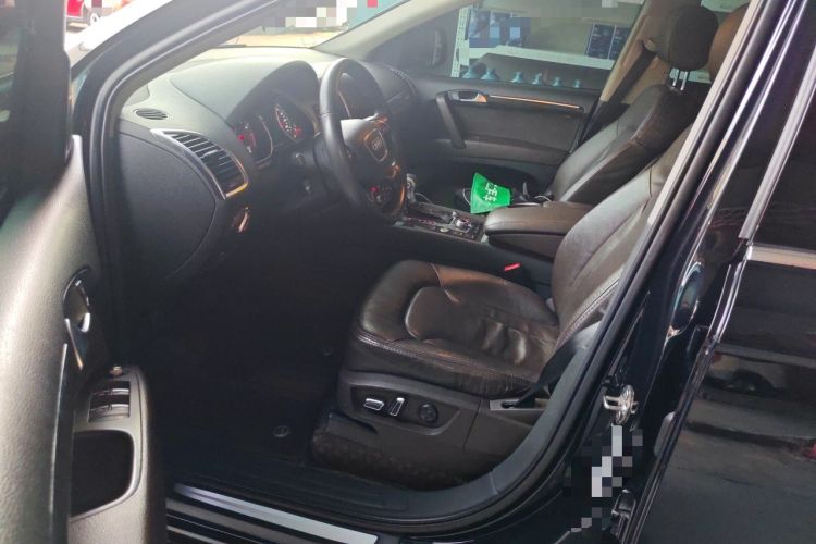 Used Audi Q7 2012 3.0 TFSI Technology Model (200kW) Left Front Seat
