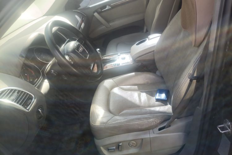 Used Audi Q7 2012 3.0 TDI Leading Model Left Front Seat