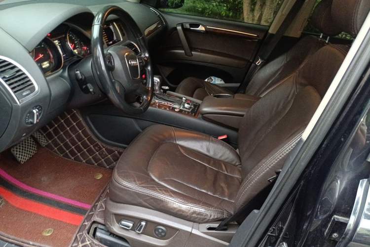 Used Audi Q7 2012 3.0 TDI Leading Model Left Front Seat