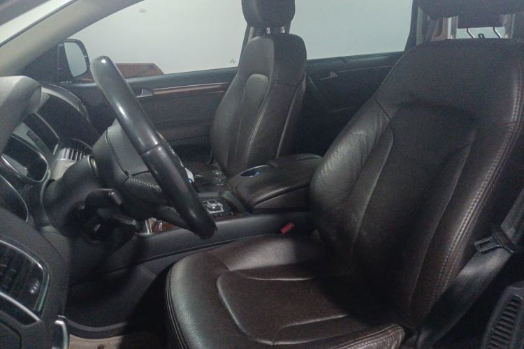 Used Audi Q7 2012 3.0 TFSI Technology Model (200kW) Left Front Seat